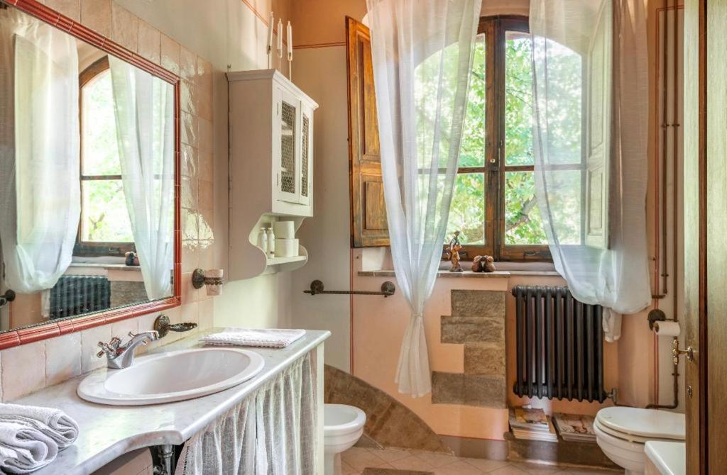 Villa San Filippo อาเรซโซ ภายนอก รูปภาพ