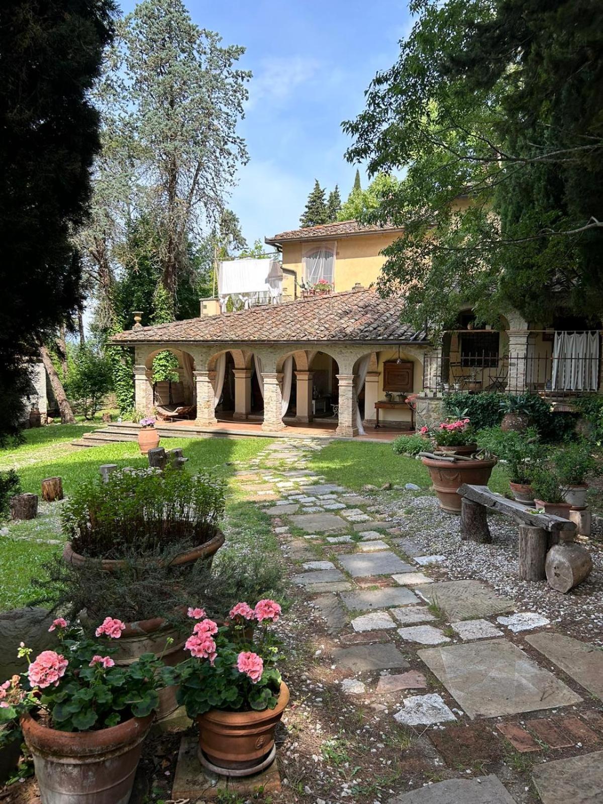 Villa San Filippo อาเรซโซ ภายนอก รูปภาพ